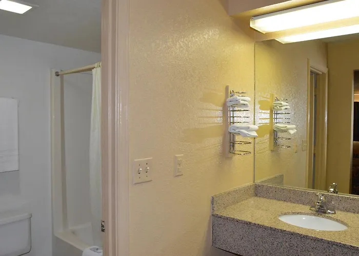 Delux Motel